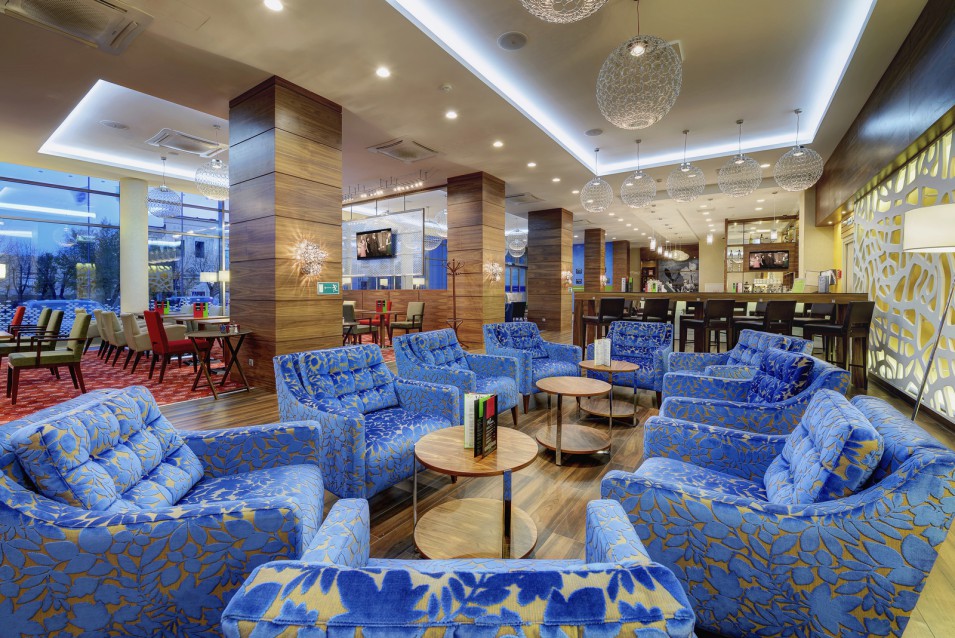 Lobby& Lounge bar Hampton by Hilton